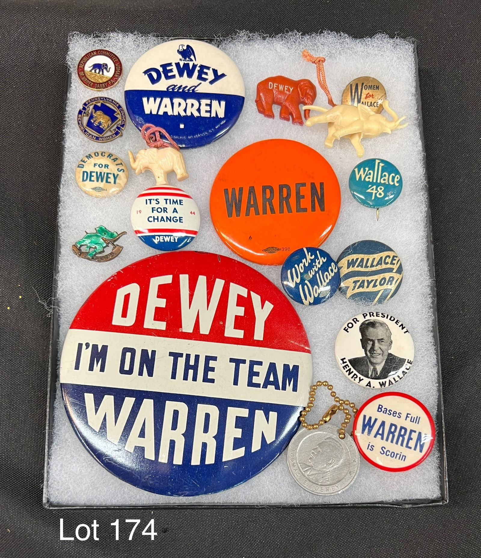 Lot of 18 pcs of Thomas E Dewey's 1948 Presidential Campaign (1 of 8)