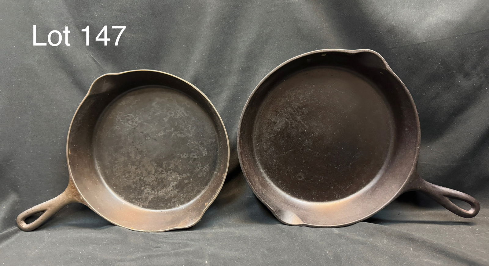 Pair of Favorite Piqua Ware Cast Iron Skillets (1 of 6)