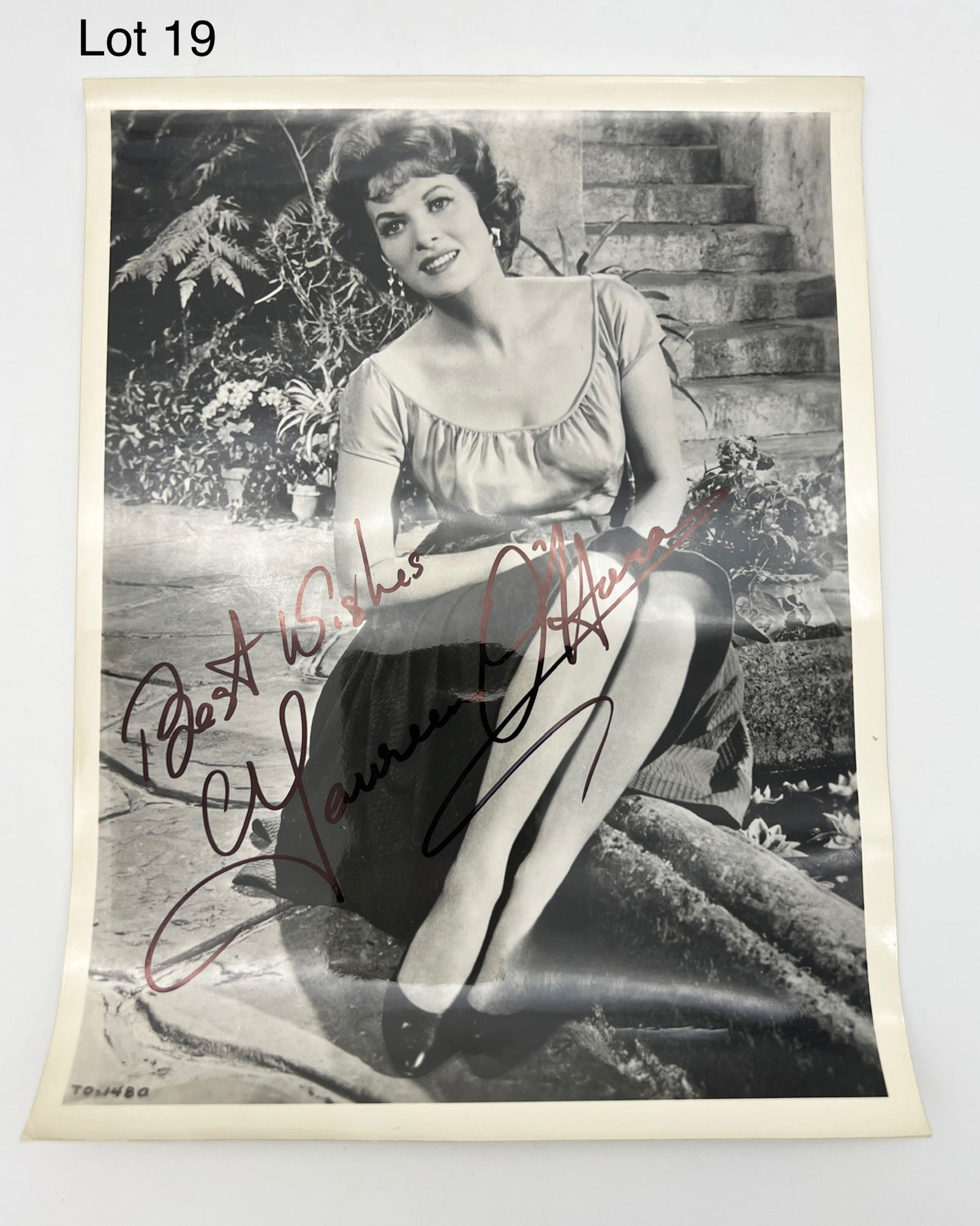 Signed Maureen O'Hara Photo (1 of 2)