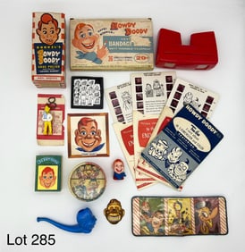 Mixed Variety of Vintage Howdy Doody Novelties Including Dexterity Games