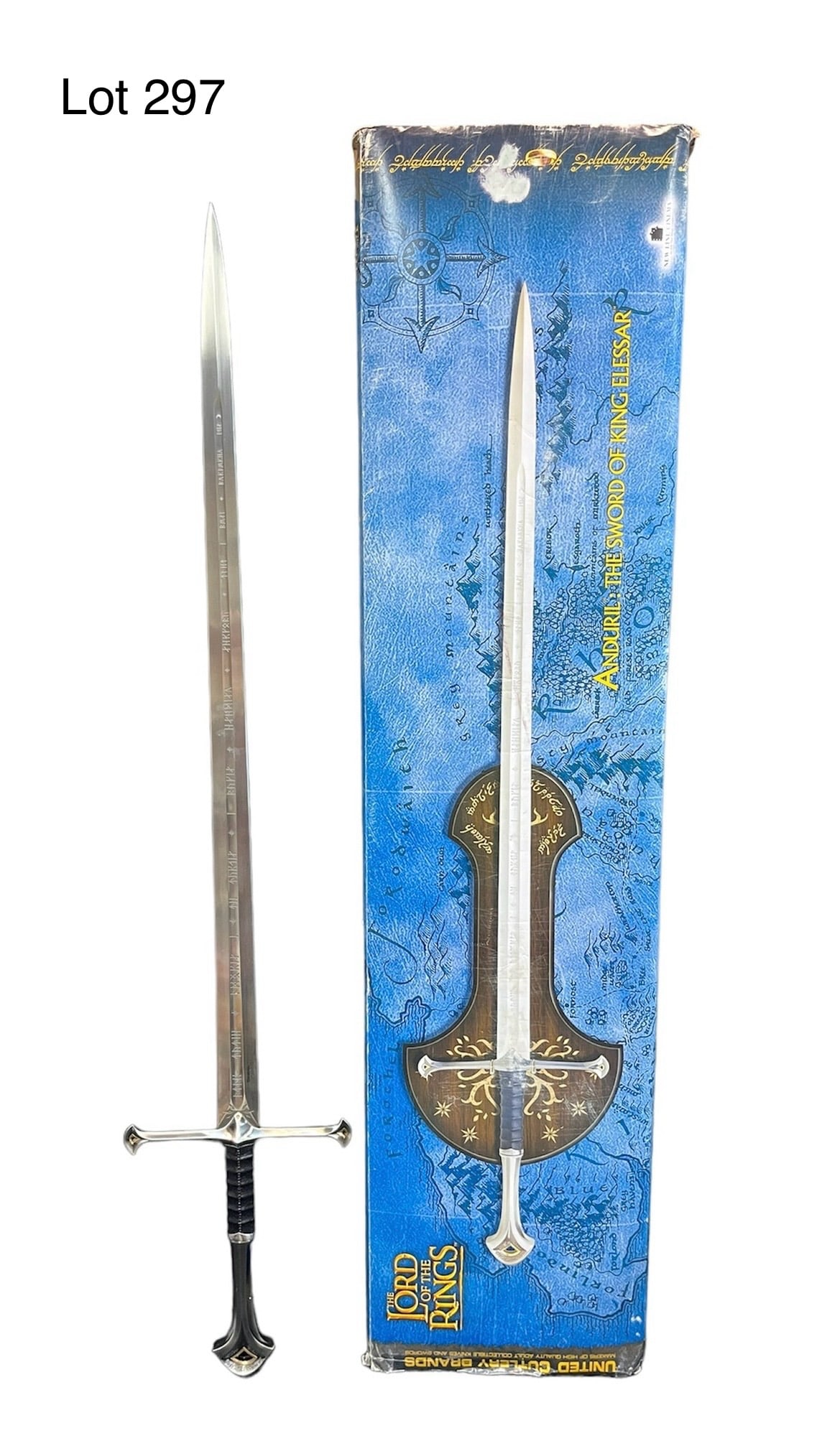 Lord of the Rings United Cutlery Anduril Replica w/ Box (1 of 9)