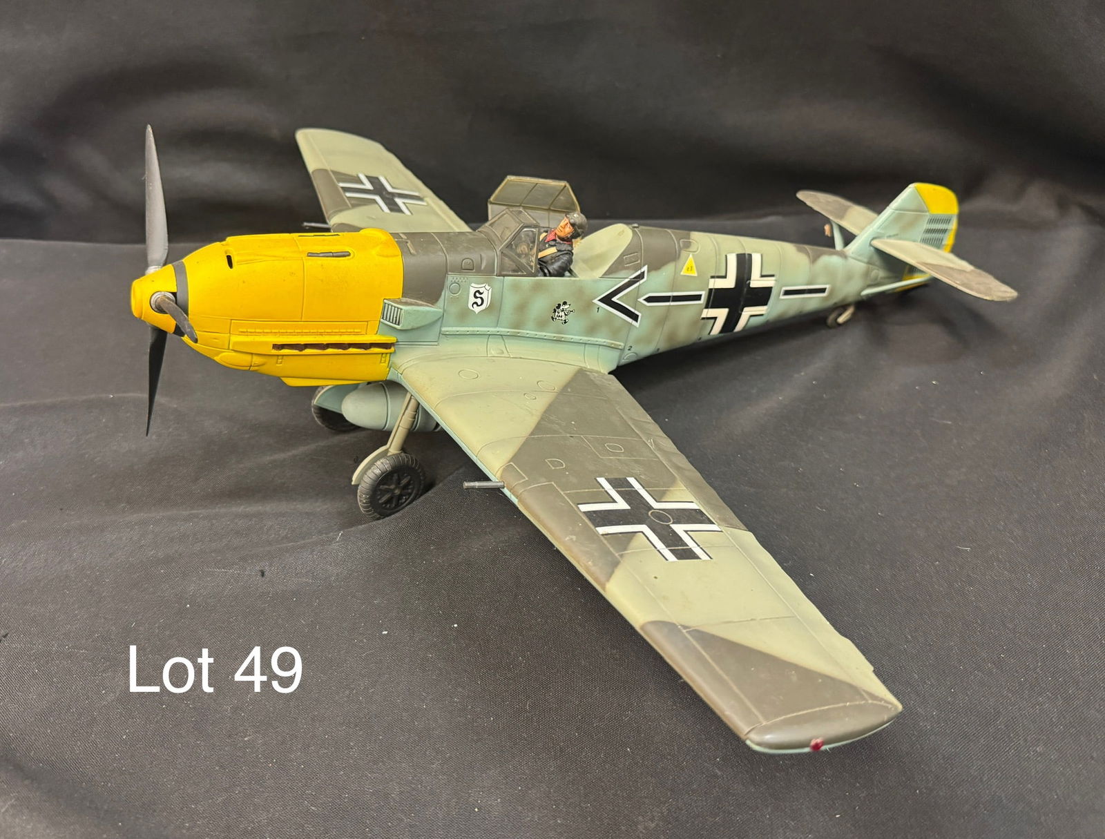 21st Century Toys Messerschmitt BF-109 1:18 Scale Model: A 1:18 scale model of a German Messerschmitt BF-109 by 21st Century Toys. Prebuilt and in very good condition. Measures 19 1/2" x 21 1/2" x 6 1/2"
