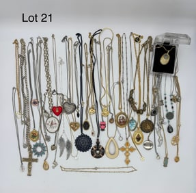 A Collection of Vintage Pendant Necklaces Inc Figural,Gemstones, and Diamond Dust