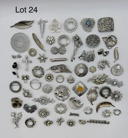 Assortment of Vintage Silvertone Brooches and Clips