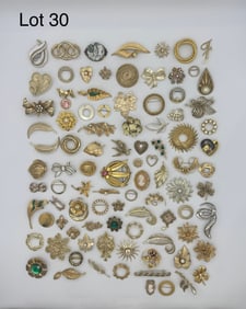 Beautiful Collection of Costume Brooches in Gold Tones
