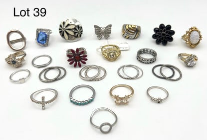 Collection of Costume Fashion Rings
