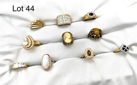Collection of Vintage Costume Rings Inc. Tiger Eye
