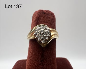 10K Gold Vintage Diamond Cluster Ring
