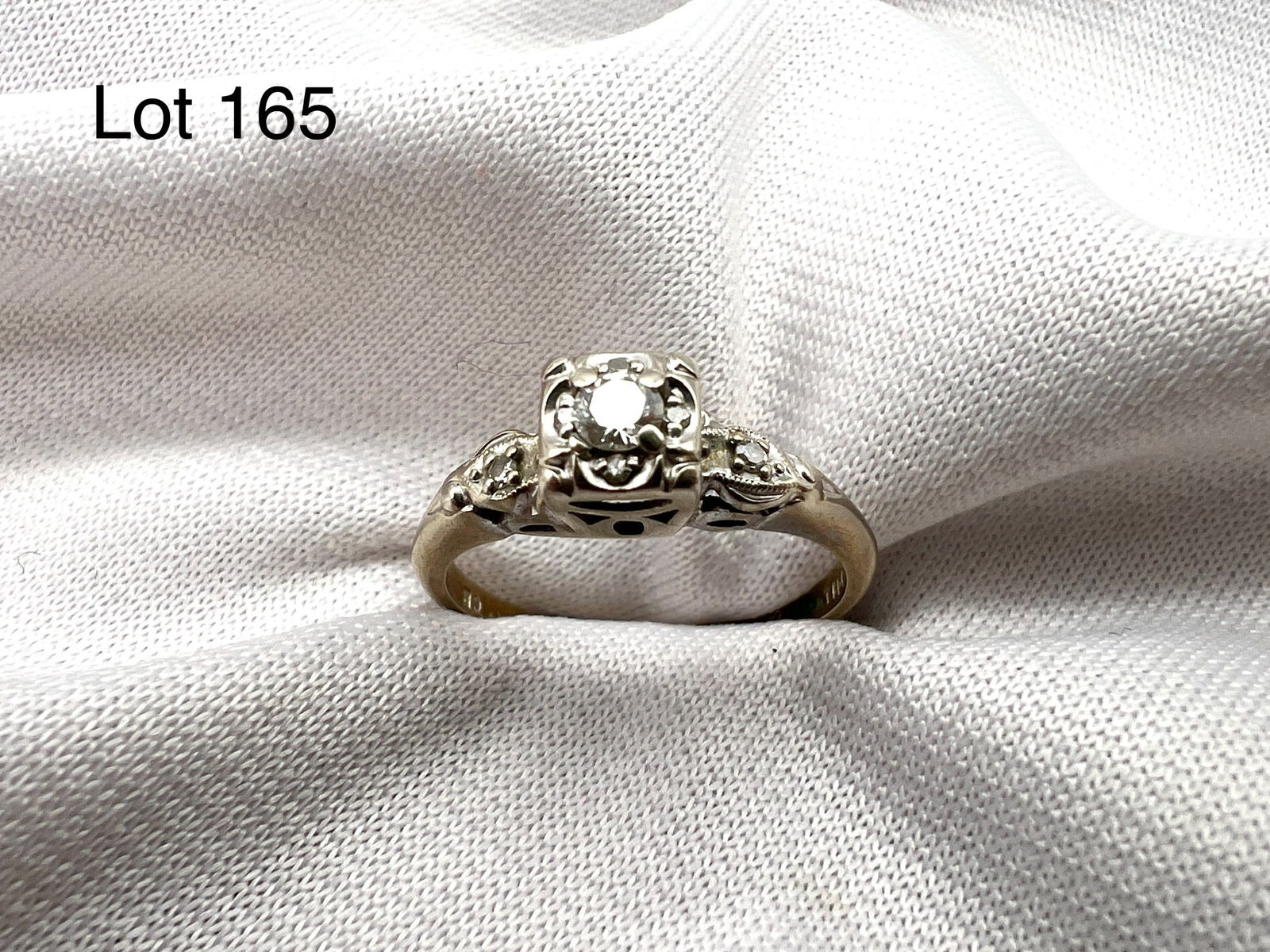 14k White Gold Diamond Ring