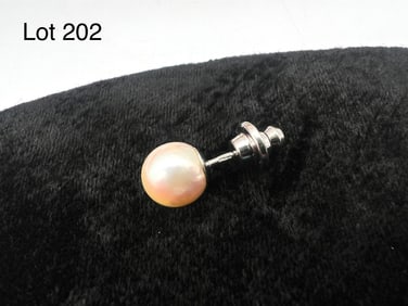 14K Gold Pearl Pin