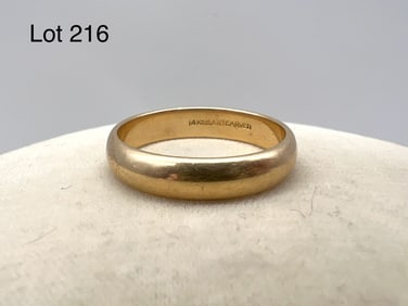 14K Gold Artcarved Wedding Band