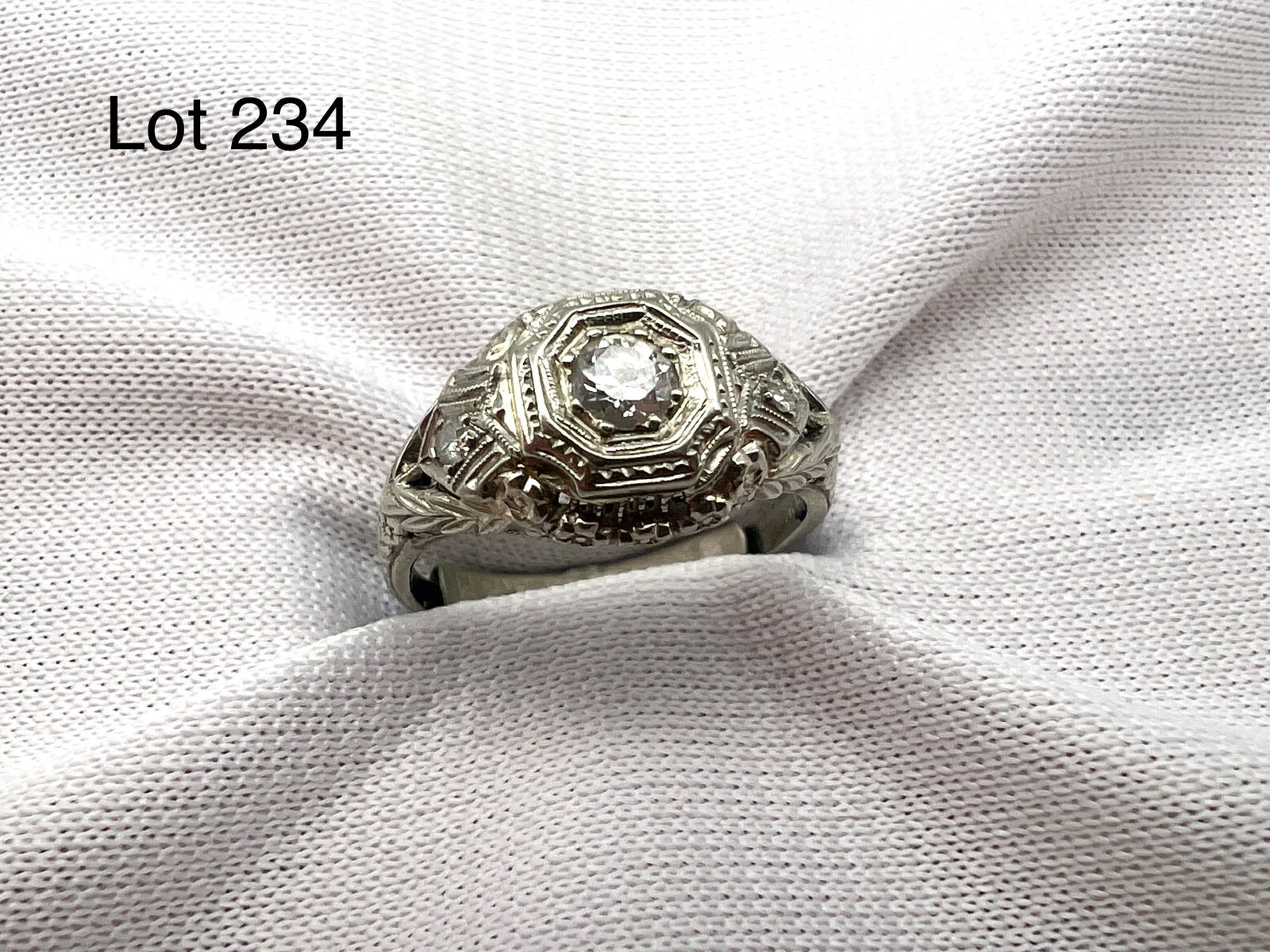 Art Deco 18K Gold Diamond Ring (1 of 5)