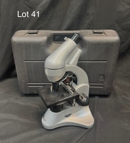 iOptron ST-640 LCD Microscope In Box