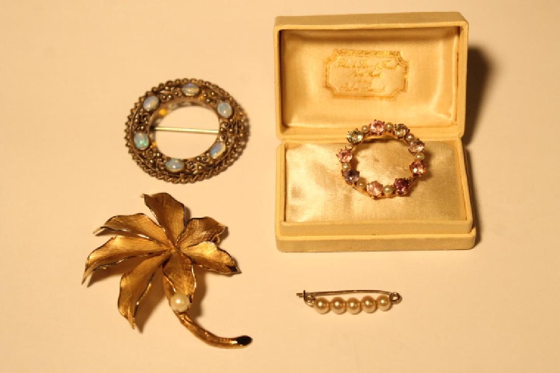4 Brooch Pins (1 of 8)