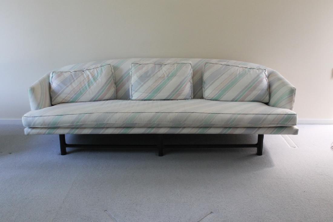 Dunbar Sofa (1 of 4)