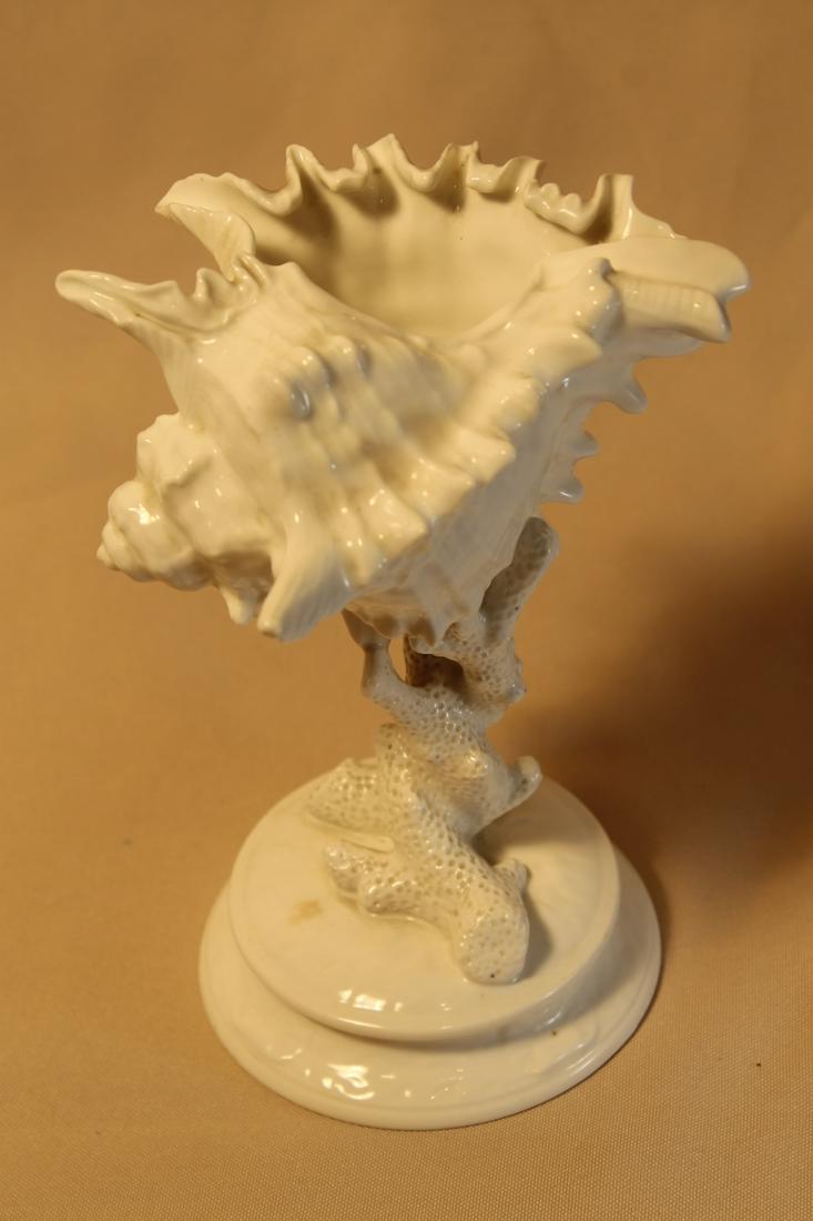 Conch shell vase marked with wedgwood brown mark under (1 of 7)