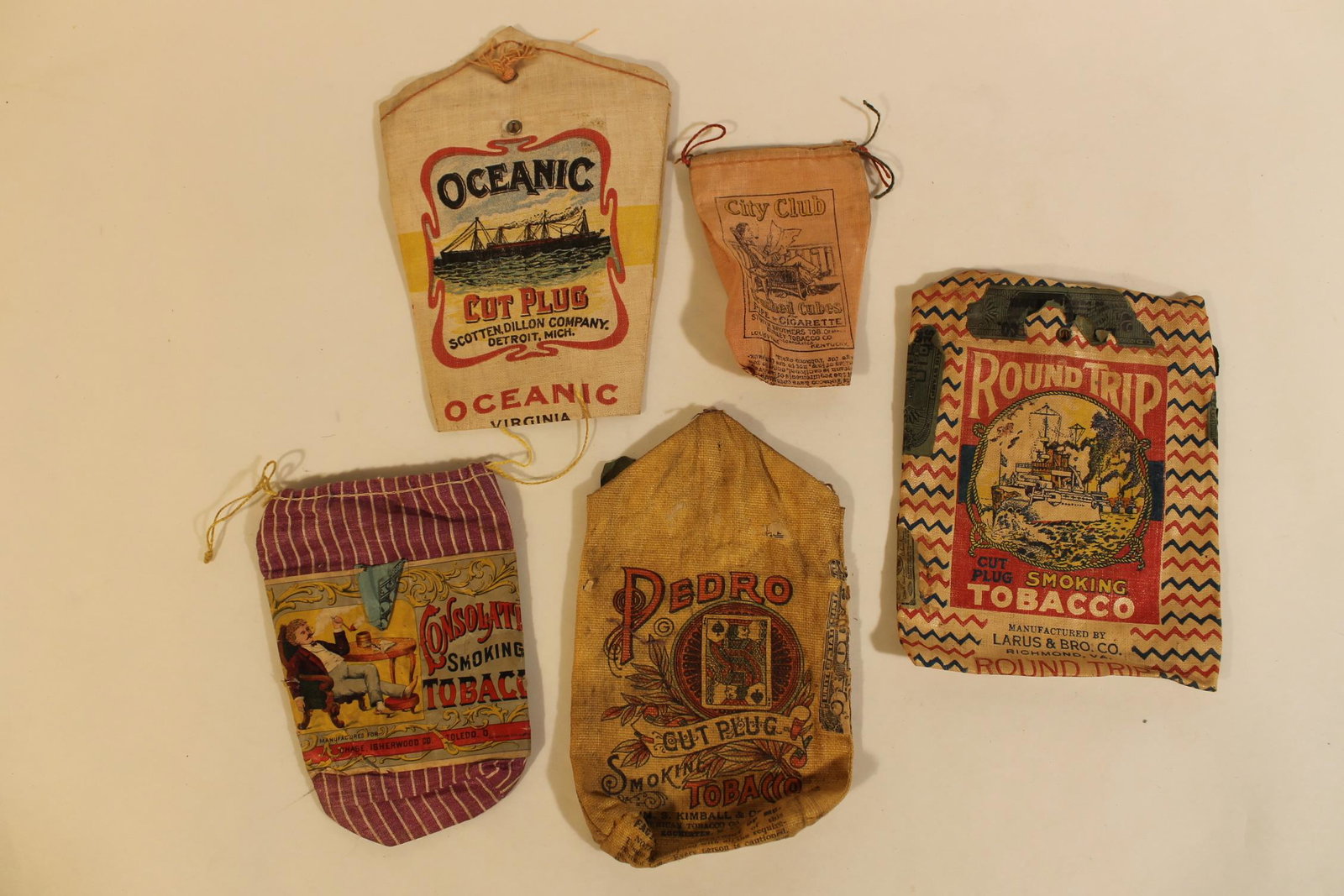 5 Tobacco Adverising Pouches (1 of 5)