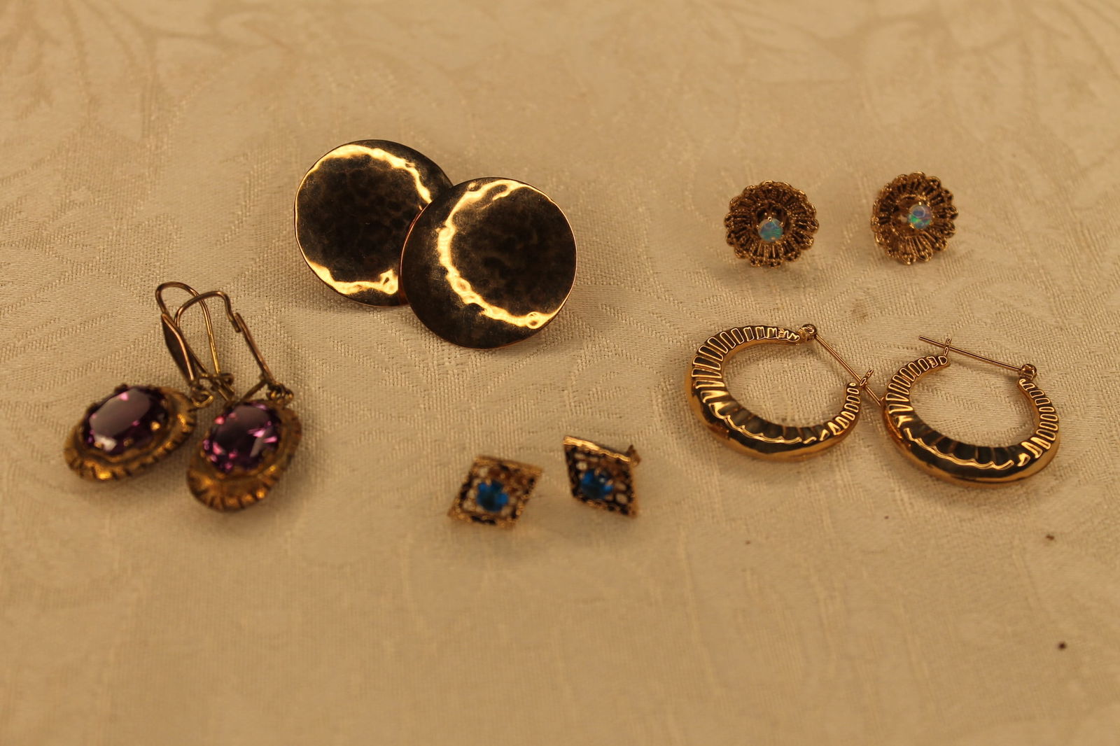 Five Pr of 14 kt Gold Earrings (1 of 1)