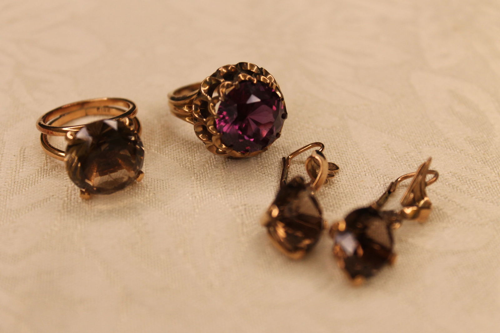 14kt gold lot (1 of 5)