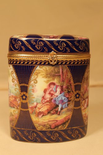 Limoge Box, Cobalt Decorated: Limoge porcelain box with cobalt decoration and European scenes, size is 6" tall by 2 1/2" wide