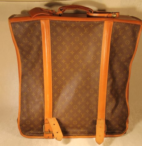 Louis Vuitton Monogram Ladies Garment Bag (1 of 9)