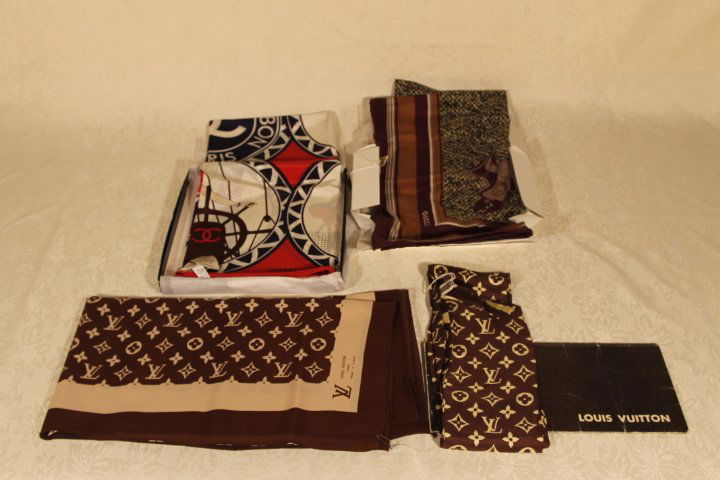 Four Designer Silk Scarves - Paris & Italy (1 of 5)