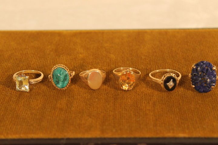 Lot of 6 10kt Gold & Stone Rings (1 of 2)