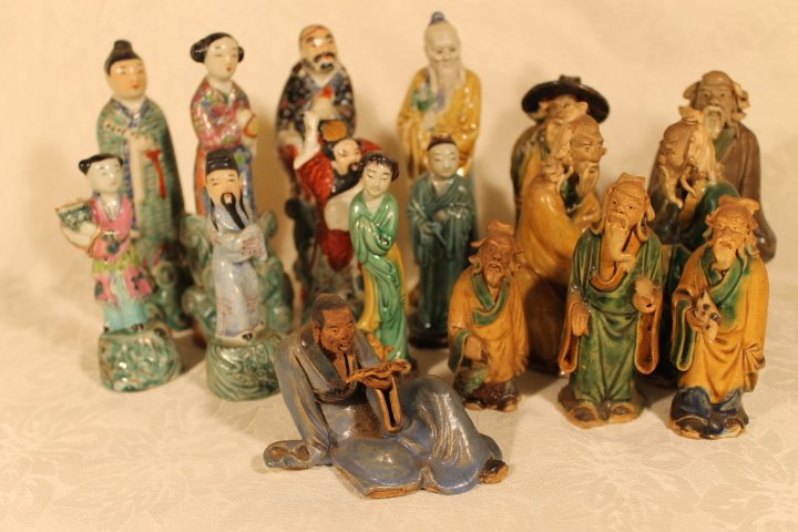 Lot of Oriental Mud Figurines & Smaller Figures (1 of 10)
