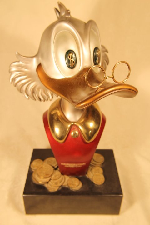 Disney Bronze, Carl Barks, "McDuck of Duckberg" (1 of 9)