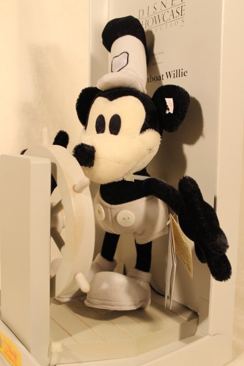 Steiff Disney Showcase "Steamboat Willie" (1 of 10)
