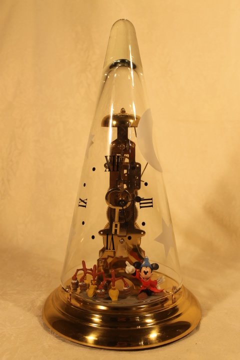 Disney Franz Herme Pendulum Clock (1 of 8)