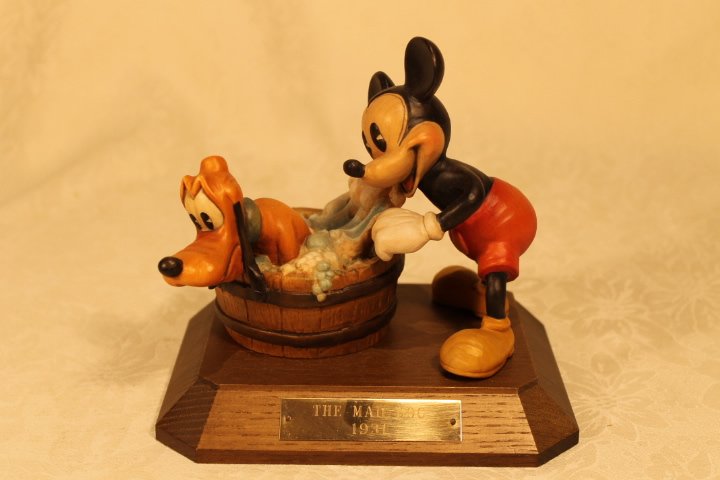 ANRI Disney Sculpture "Mad Dog" 152/1000 (1 of 8)