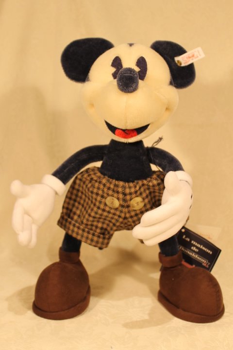 Steiff "Mickey Mouse" La Maison De Donaldson (1 of 9)