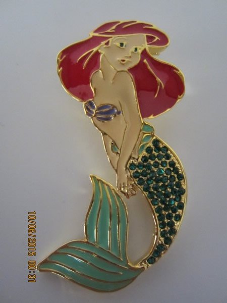Disney "The Little Mermaid" Brooch Pin (1 of 2)
