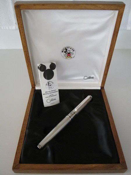 Colibri Mickey Mouse Sterling Silver Fountain Pen (1 of 6)