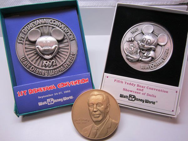 Walt Disney World Commemorative Coins (1 of 5)