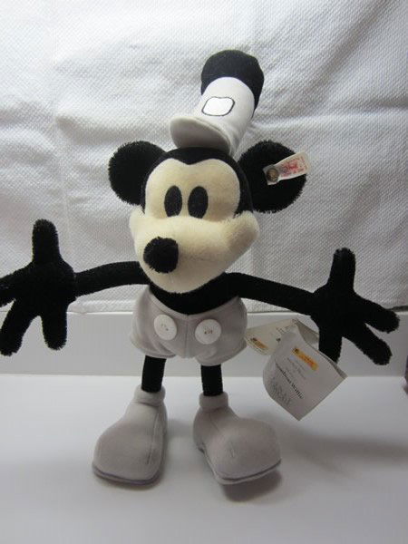 Steiff Steamboat Willie LE Mohair Mickey Mouse (1 of 5)