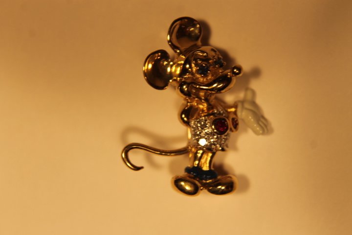 Disney 14KT Gold Mickey Mouse Brooch Pin (1 of 3)
