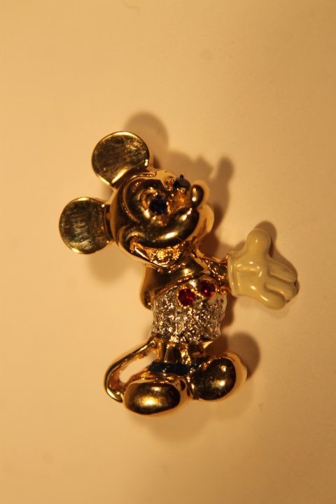 Disney Mickey Mouse 14KT Gold Brooch Pin (1 of 2)