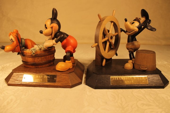 2 Wood Sculptures (1 of 5)