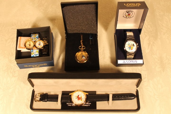 4 Watches (1 of 7)