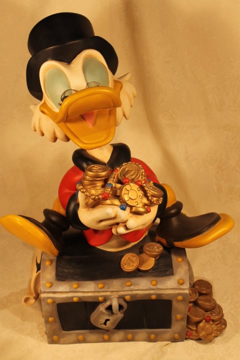 Scrooge McDuck Wood Carving (1 of 5)