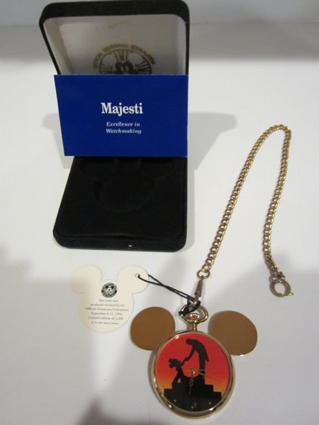 Disneyana LE Mickey Mouse Pocket Watch (1 of 3)