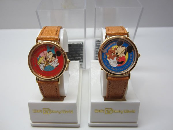 Rare Lot of 2 Disney Showcase of Dolls Watches (1 of 5)