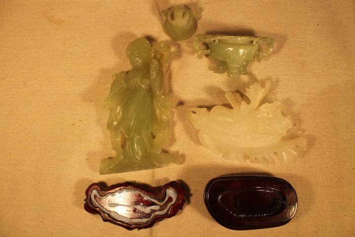 3 Jade Items (1 of 10)
