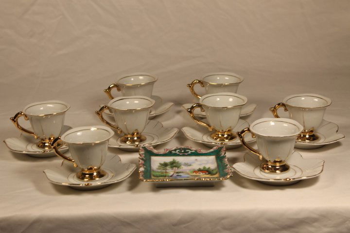 8 Occupied Japan Demitase Cups & Saucers (1 of 7)