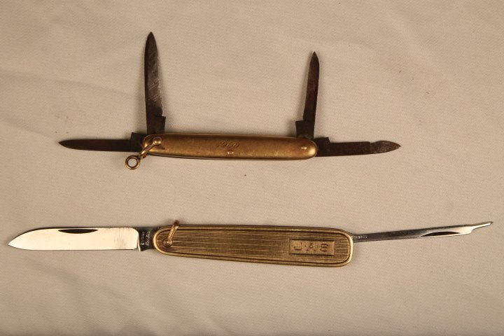 2 14kt Gold Pocket Knives (1 of 10)