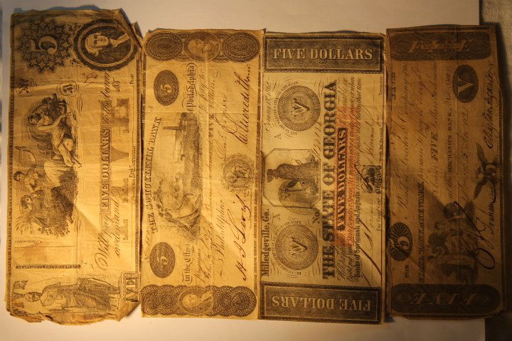 Misc Lot of Obsolete Notes (1 of 5)