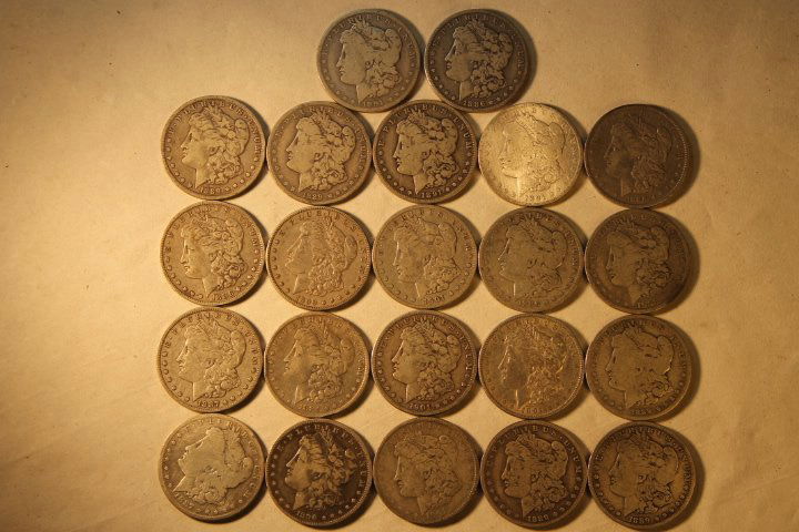 22 US Morgan Silver Dollars (1 of 6)