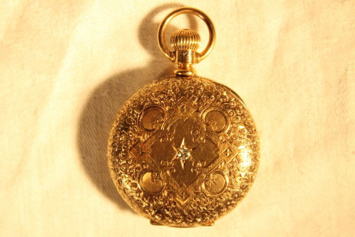 Elgin 14kt Gold Dueber Case w/Diamond (1 of 7)